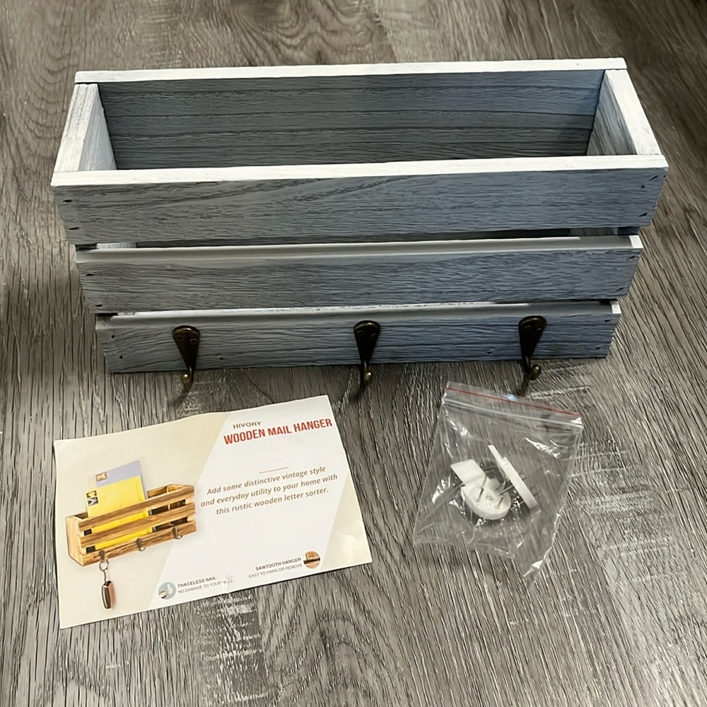 Rustic Key and Mail Holder for Wall with 3 Key Hooks